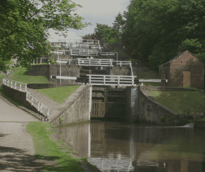 Learning how to use the canal locks is an important part of living off-grid on the inland waterways