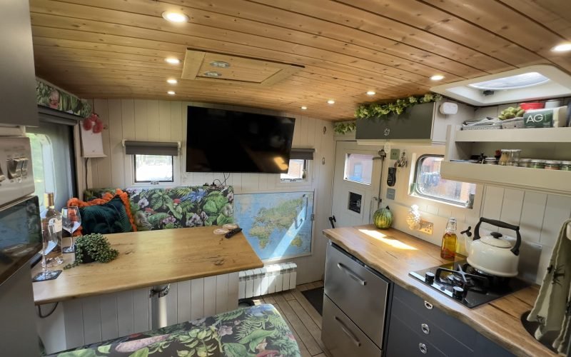 'Cab to Hab' crawl through