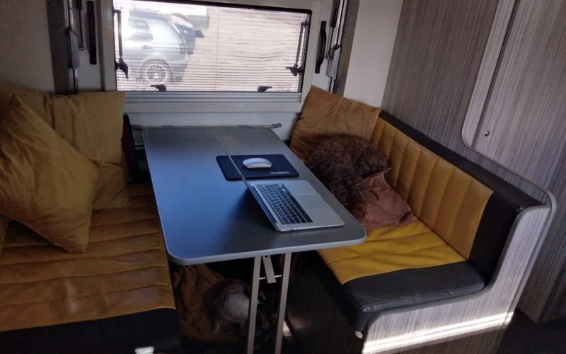 convertible seating area